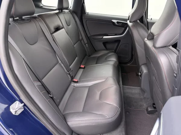 Volvo XC60 2.0 T5 FWD Ocean Race Aut. Nav