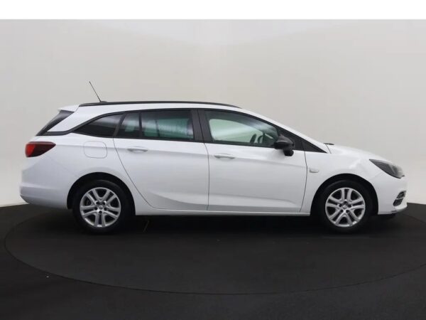 Opel Astra Sports Tourer 1.2 Business Edition