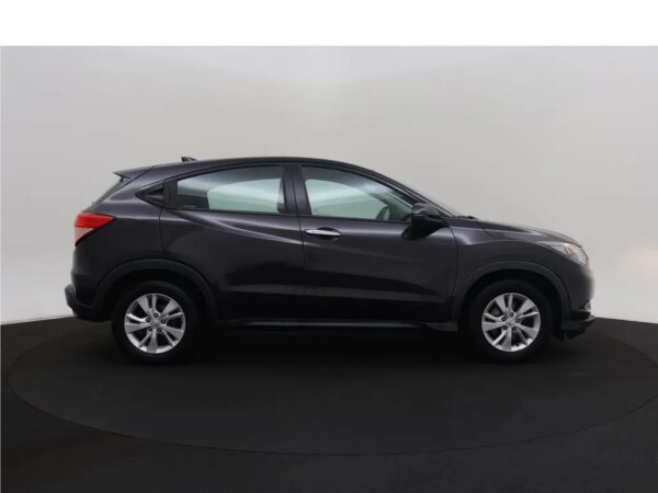 Photo 22 of 24 of 3HGRU1730GM405168 Honda HR-V 1.5 i-VTEC Comfort