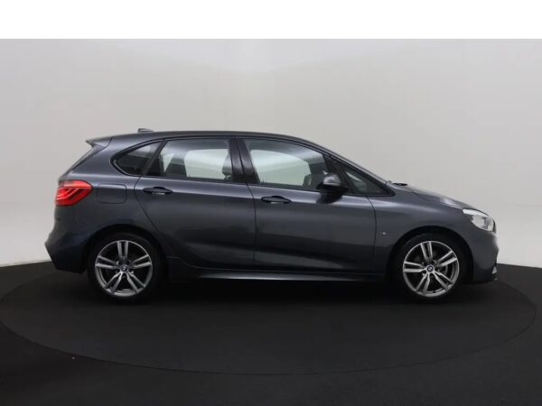 Photo 22 of 24 of WBA2A31050V957763 BMW 2 Serie Active Tourer 218i Executive Aut