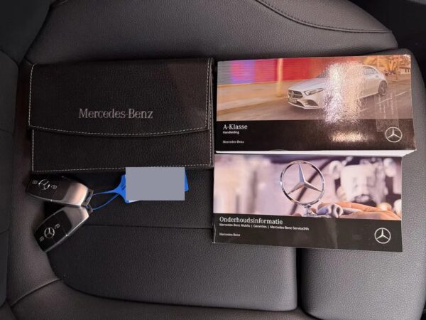Mercedes-Benz A-Klasse 180 Aut. Business Solution Luxury Nav
