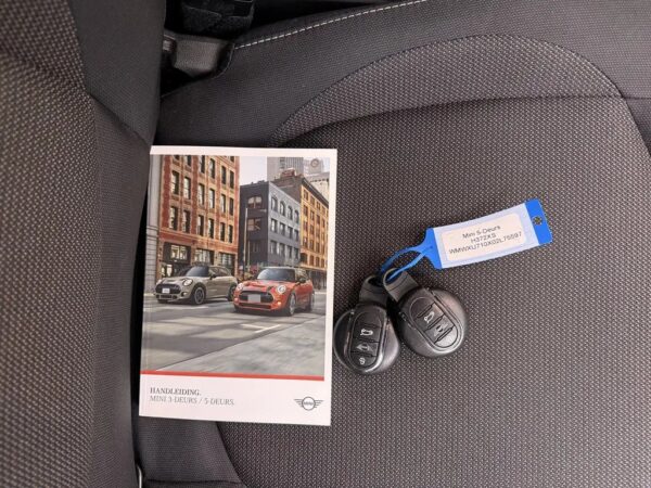MINI 5-deurs 1.5 Cooper Business Edition