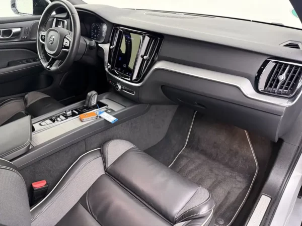 Volvo S60 2.0 B4 R-Design