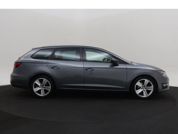SEAT Leon ST 1.4 EcoTSI FR Connect Nav
