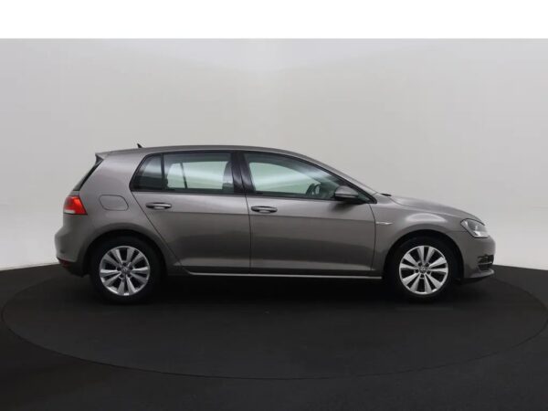 Volkswagen Golf 1.0 TSI Comfortline Nav