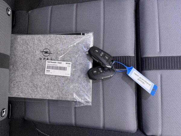 Opel Grandland 1.6 Turbo Plug-in-Hybrid Edition Winterpakket