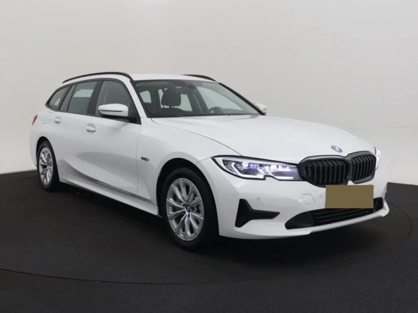 BMW 3 Serie Touring 330e High Executive