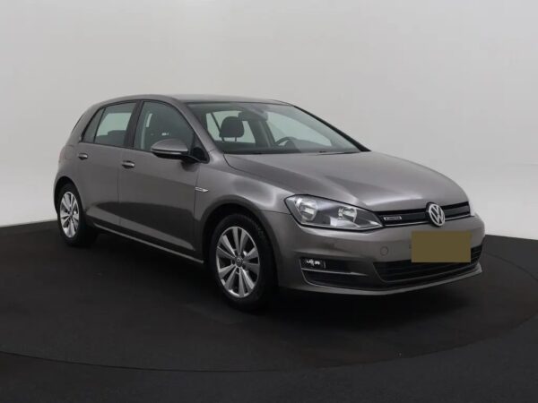 Volkswagen Golf 1.0 TSI Comfortline Nav