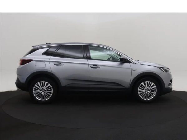 Opel Grandland X 1.2 Turbo Innovation