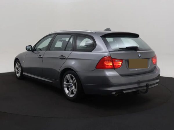 BMW 3 Serie Touring 318i Business Line AUT