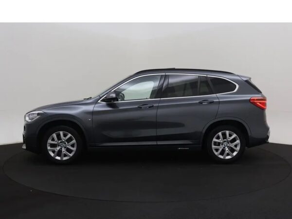 BMW X1 xDrive25i High Executive M-pakket Panodak