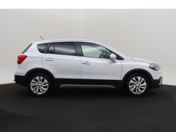 Suzuki S-Cross 1.0 Boosterjet Exclusive (5-drs SUV)