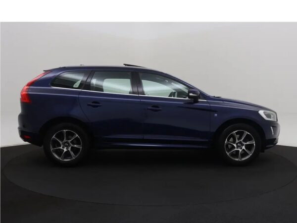 Volvo XC60 2.0 T5 FWD Ocean Race Aut. Nav