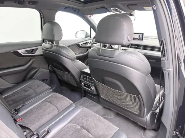 Audi Q7 4.0 TDI SQ7 quattro Pro Line + 7-Seats