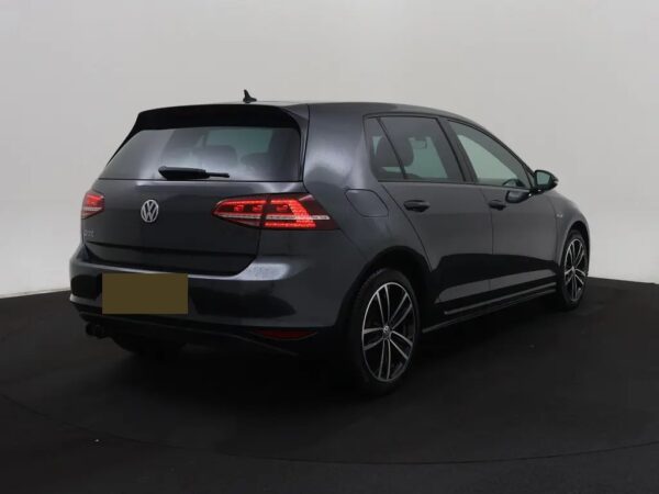 Volkswagen Golf 1.4 TSI GTE Connected Series