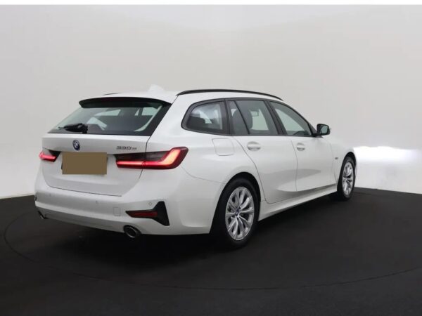 BMW 3 Serie Touring 330e High Executive