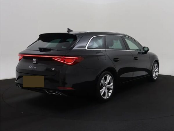 SEAT Leon Sportstourer 1.5 eTSI Aut. FR Business Intense Nav