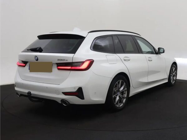 BMW 3 Serie Touring 330e