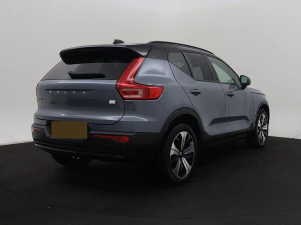 Volvo XC40 Recharge Plus LED