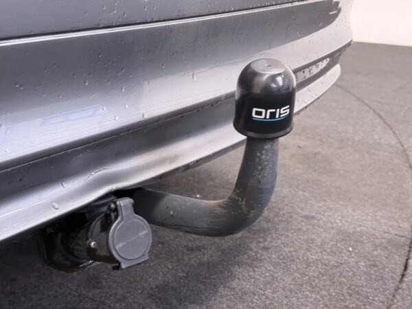 BMW 3 Serie Touring 318i Business Line AUT
