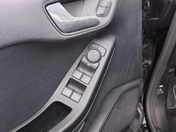 Ford Fiesta 1.0 EcoBoost Hybrid Titanium Cruise