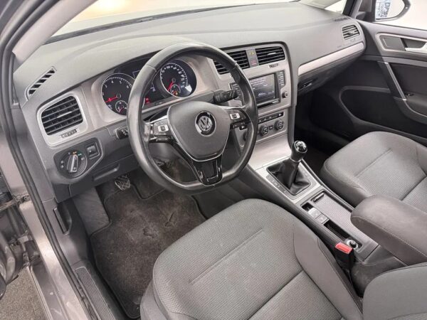 Volkswagen Golf 1.0 TSI Comfortline Nav