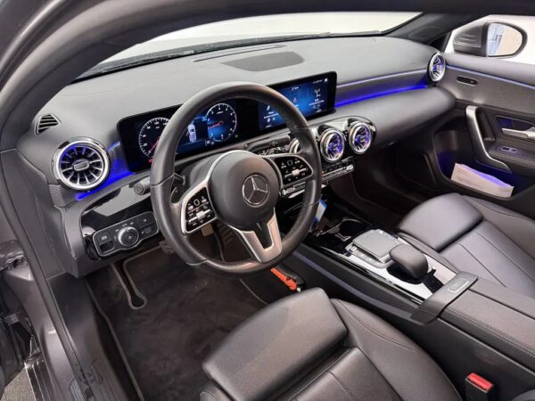 Mercedes-Benz A-Klasse 180 Aut. Business Solution Luxury Nav