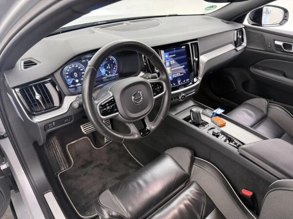 Volvo S60 2.0 B4 R-Design