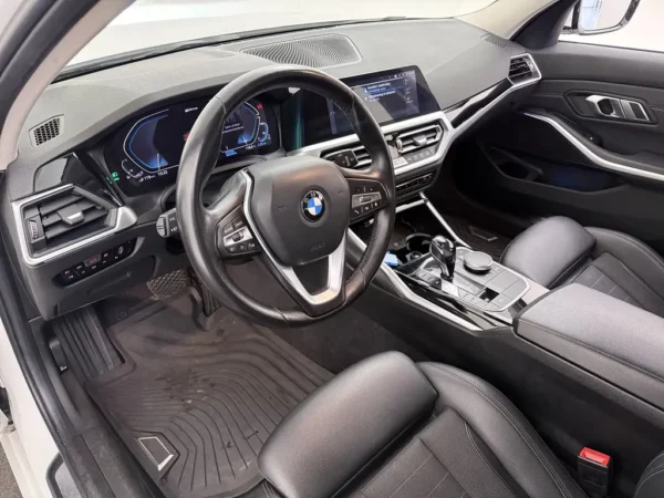 BMW 3 Serie Touring 330e
