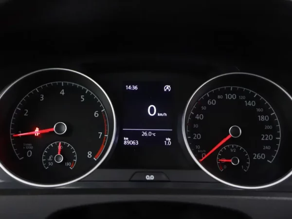 Volkswagen Golf 1.0 TSI Trendline