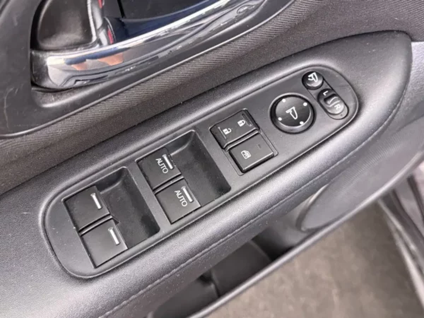Photo 7 of 24 of 3HGRU1730GM405168 Honda HR-V 1.5 i-VTEC Comfort
