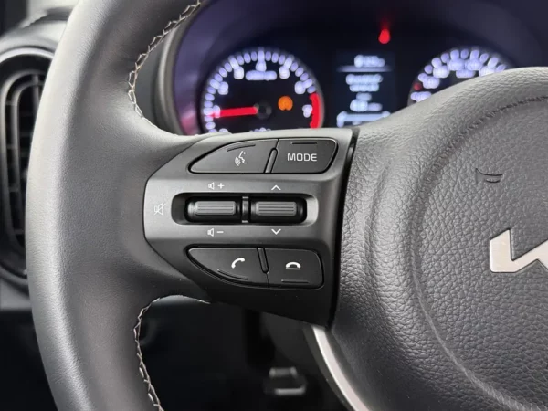Photo 7 of 24 of KNAB3518APT215536 Kia Picanto 1.0 DPi DynamicLine