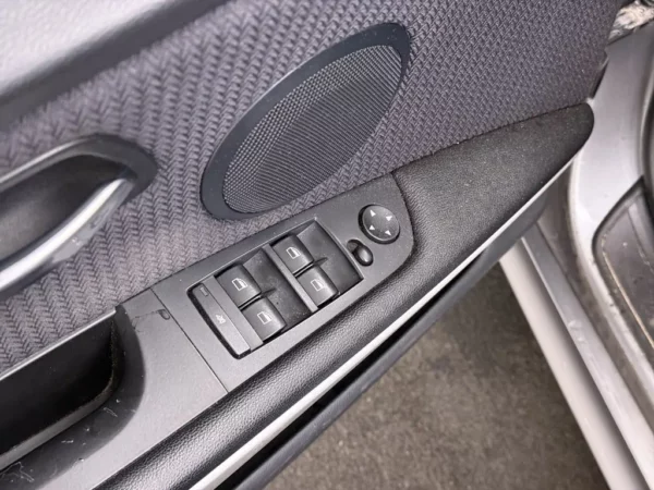 BMW 3 Serie Touring 318i Business Line AUT