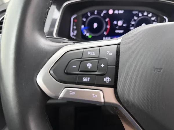 Volkswagen Tiguan 1.5 TSI Life Business