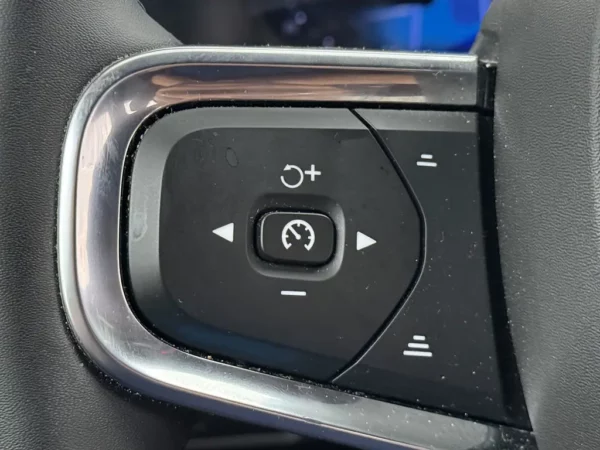 Volvo XC40 Recharge Plus LED