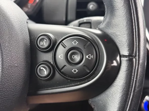 MINI 5-deurs 1.5 Cooper Chili Nav