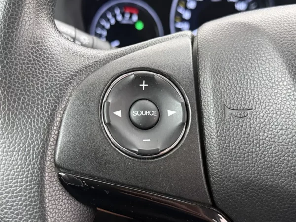 Photo 8 of 24 of 3HGRU1730GM405168 Honda HR-V 1.5 i-VTEC Comfort