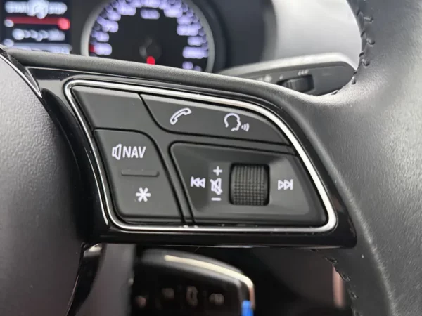 Audi Q2 30 TFSI epic Clima