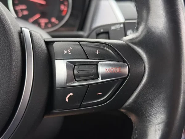 Photo 8 of 24 of WBA2A31050V957763 BMW 2 Serie Active Tourer 218i Executive Aut