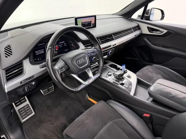 Audi Q7 4.0 TDI SQ7 quattro Pro Line + 7-Seats