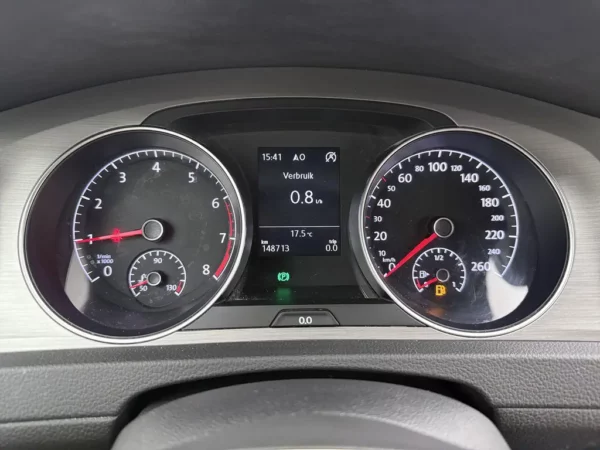 Volkswagen Golf 1.0 TSI Comfortline Nav