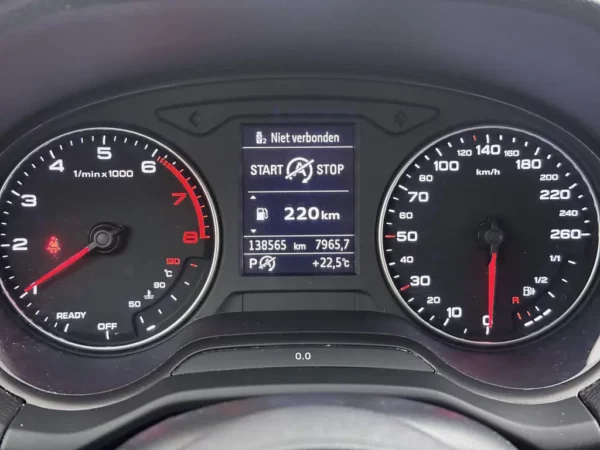 Photo 10 of 25 of WAUZZZGA6JA076735 Audi Q2 1.4 TFSI CoD Aut. Design Pro Line Plus