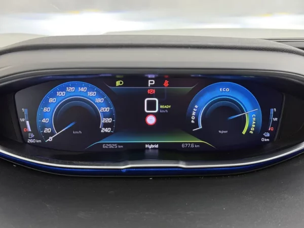 Peugeot 3008 1.6 HYbrid 225 GT