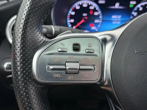 Mercedes-Benz C-Klasse 180 Business Solution AMG
