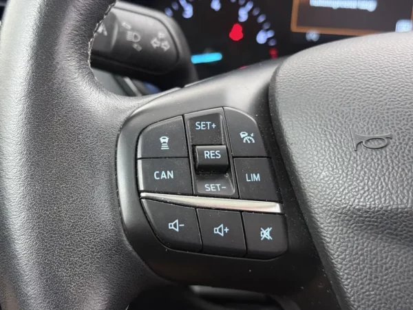 Ford FOCUS Wagon 1.0 EcoBoost Titanium Business