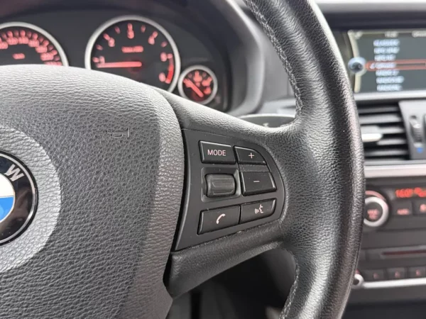 Photo 10 of 32 of WBAWY310900A77887 BMW X3 xDrive20d High Executive