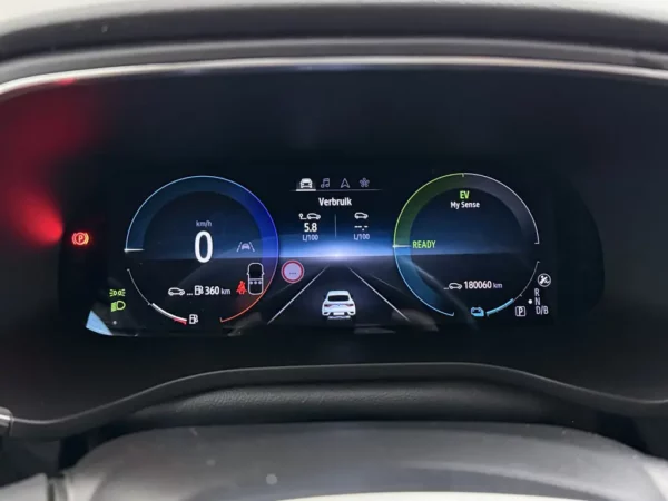 Photo 11 of 28 of VF1RJL000UC373287 Renault Arkana 1.6 E-Tech hybrid 145 E-Tech