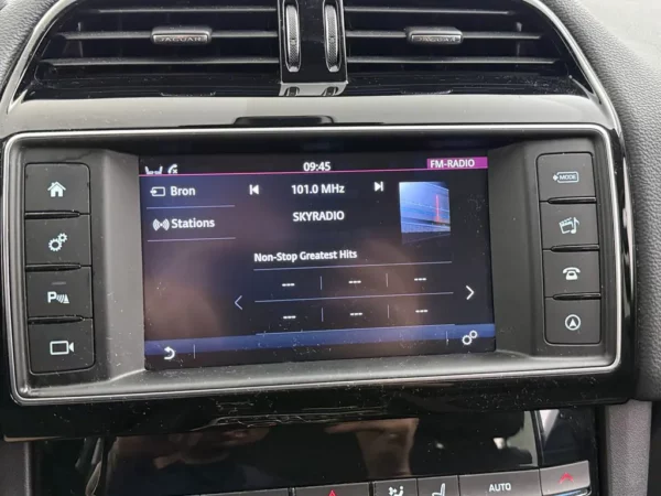 Jaguar F-Pace 2.0 Portfolio AWD 25t