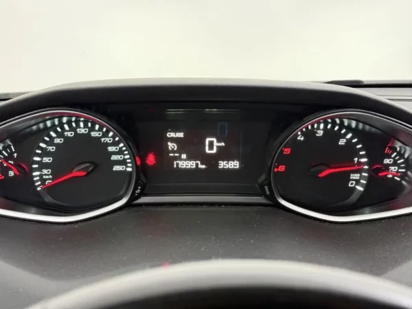 Peugeot 308 SW 1.5 BlueHDi Blue Lease