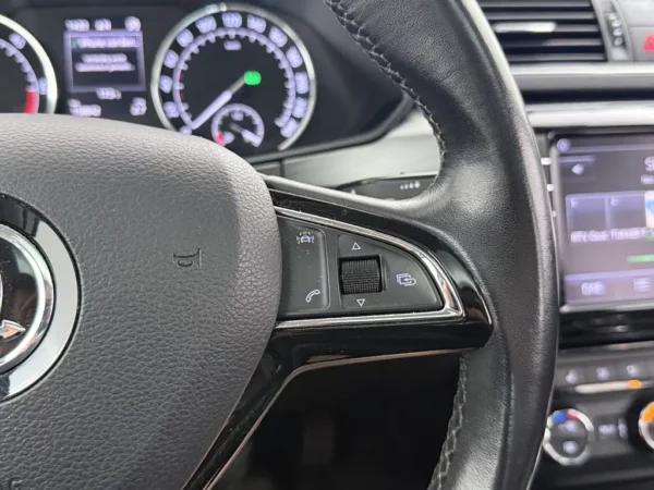 Skoda Superb 1.6 TDI AUT.